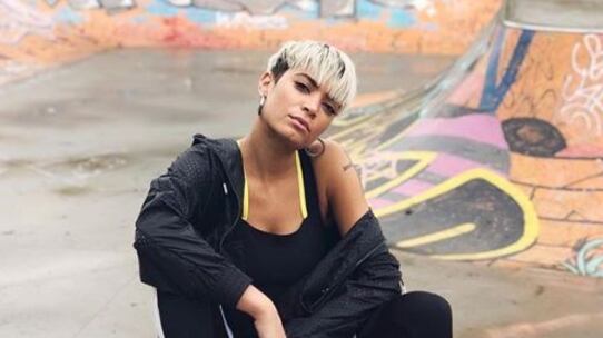 Elodie senza veli su Instagram: "Siamo nati così"