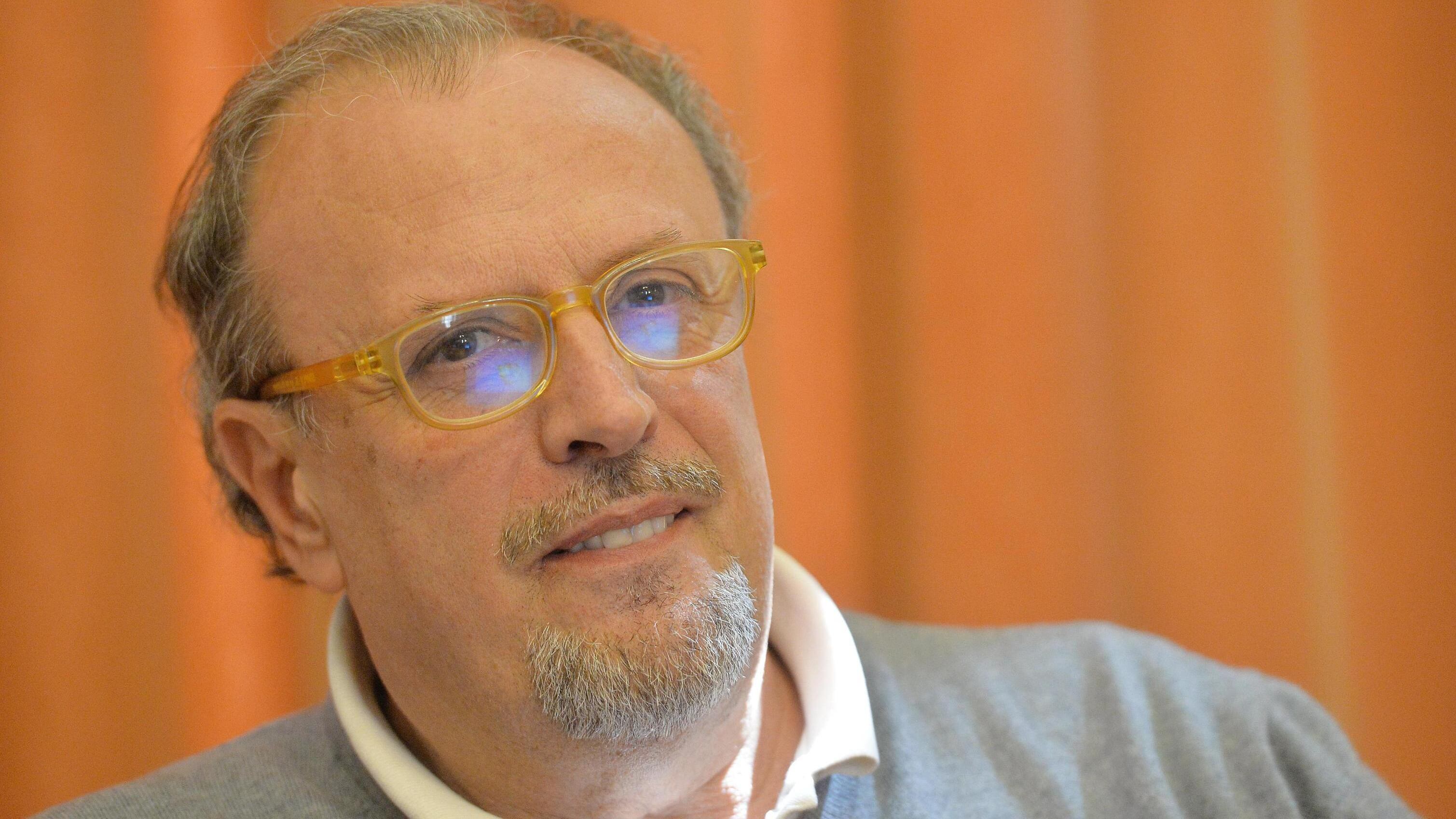 Fossati: «Le canzoni italiane parlano di sciocchezze»