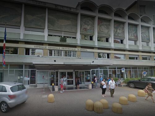 "Non c'è posto per gli anziani" Muoiono col Covid in 7 giorni