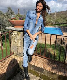 Cristina Buccino hot alla spa 13