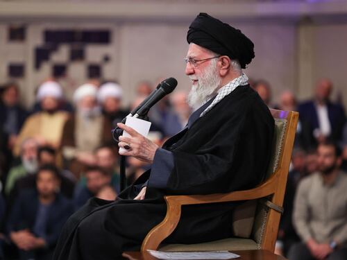 Teheran attacca Trump. Lui: "Nuova leadership"