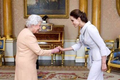 Angelina Jolie, 40 anni da diva: attrice impegnata, donna supersexy 25