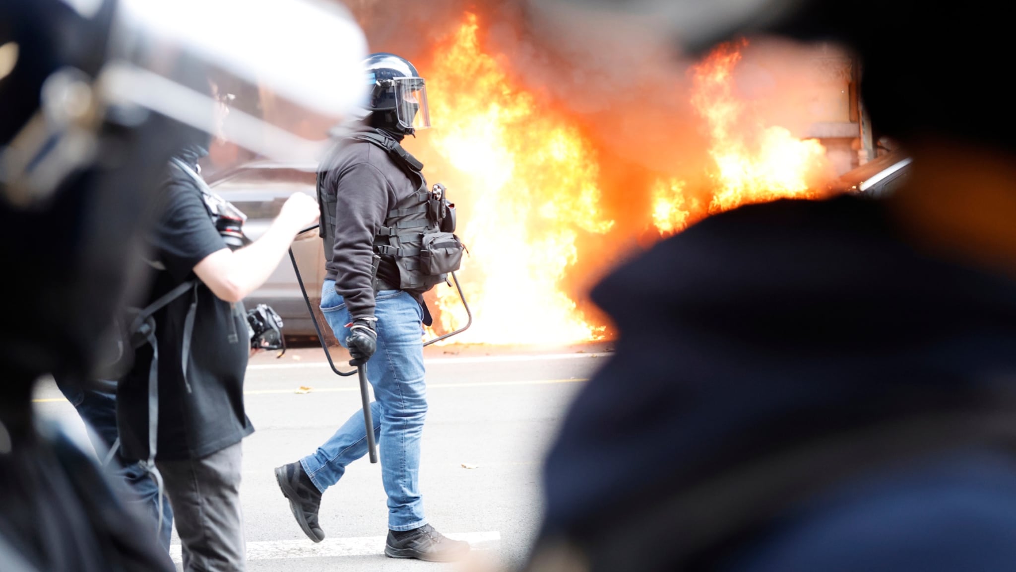 La Francia di Macron? È il Paese più insicuro d'Europa. Roma meglio di Parigi grazie ai dl sicurezza, ma resta 35esima