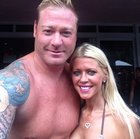 Tara Reid magrissima 24