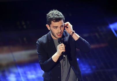 Lorenzo Fragola e la nuova fidanzata Chahrazed Trabelsi 14