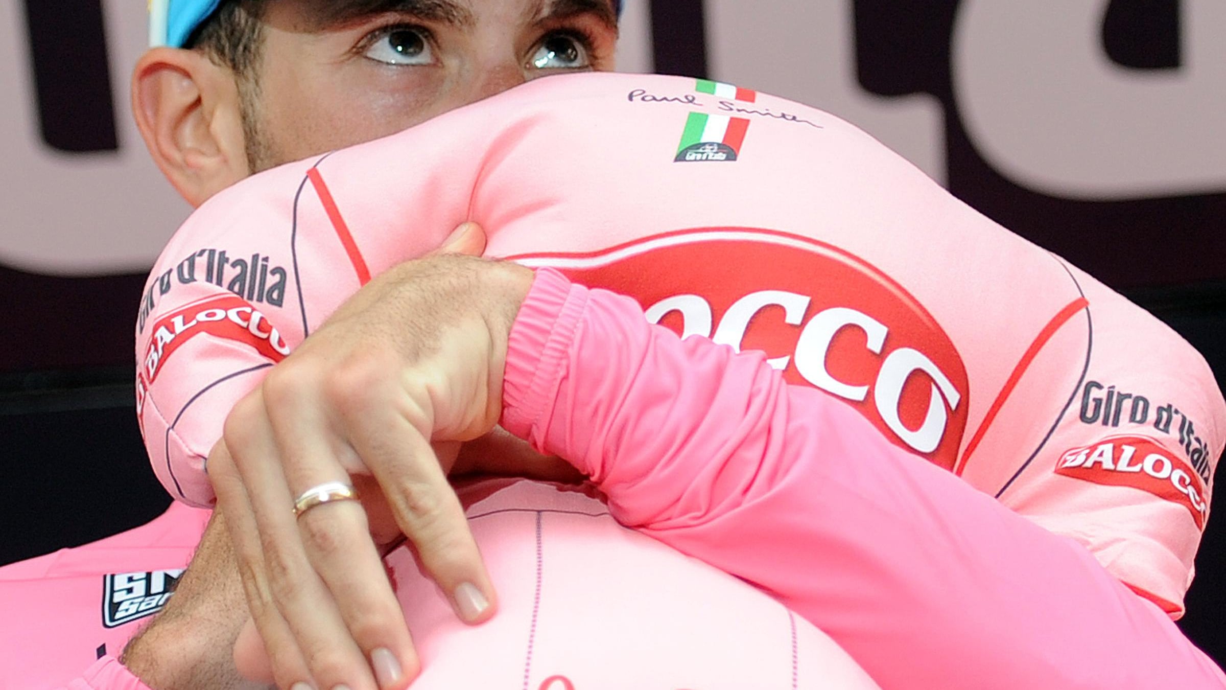 Primo arrivo in salita con Nibali in difesa