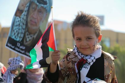 I palestinesi festeggiano l'anniversario della morte di Arafat 10