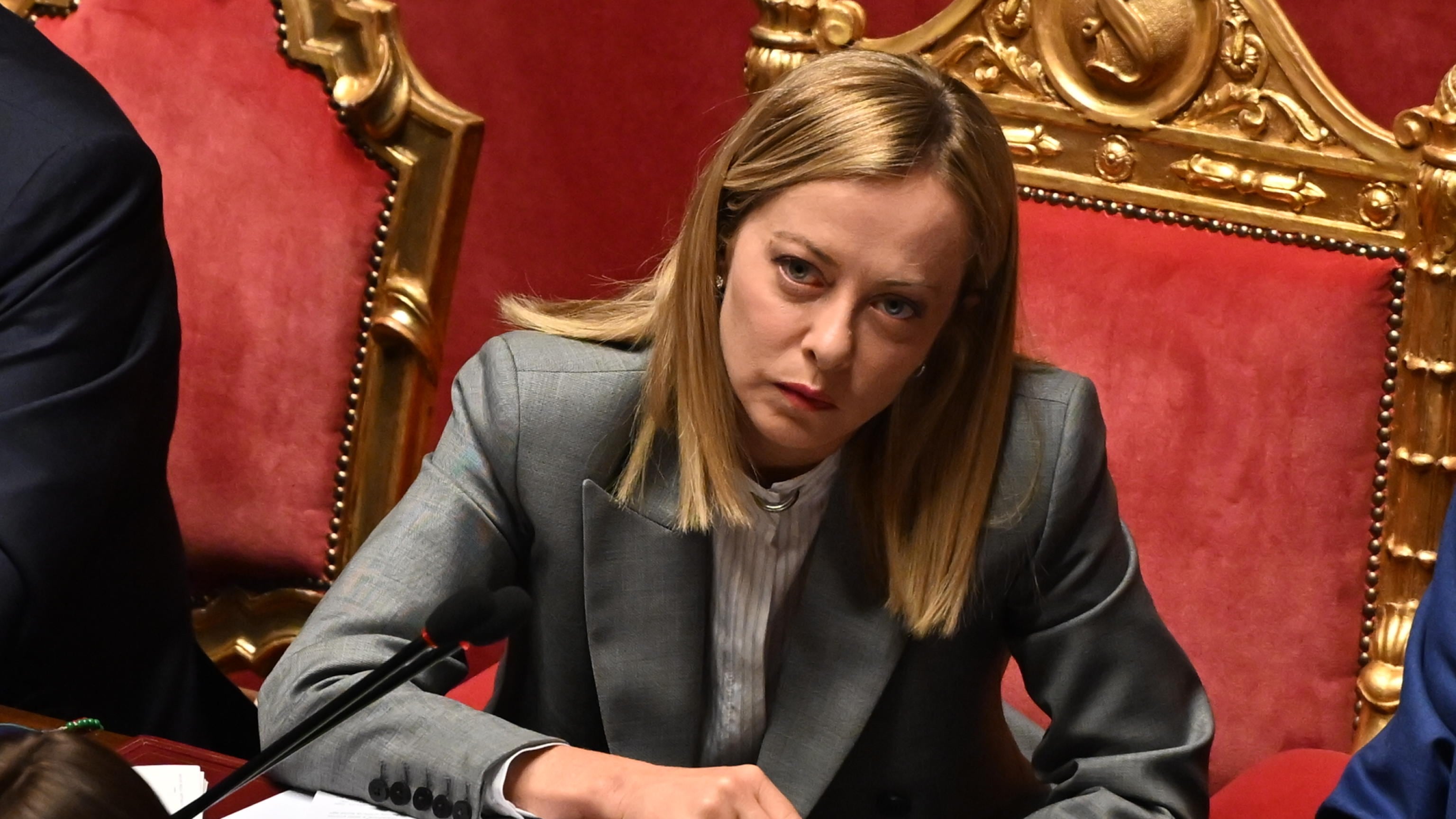 Meloni punta ancora ai tempi supplementari. "No a reazioni istintive". E Salvini attacca Ursula