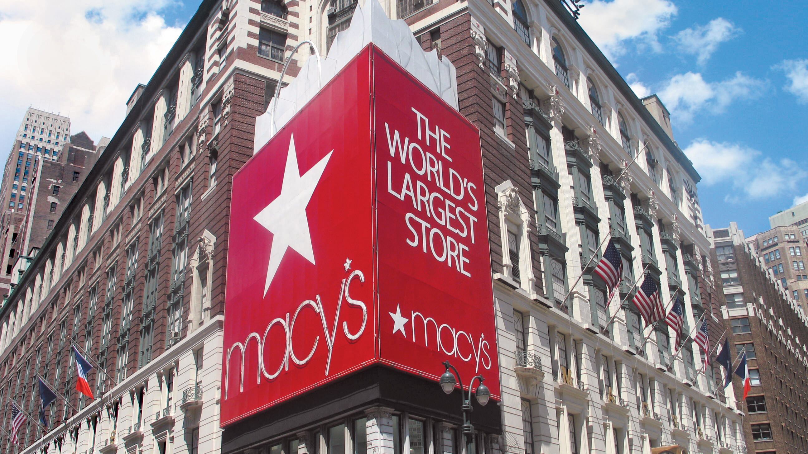 Dipendente occulta spese per 154 milioni di dollari. Imbarazzo a Macy’s