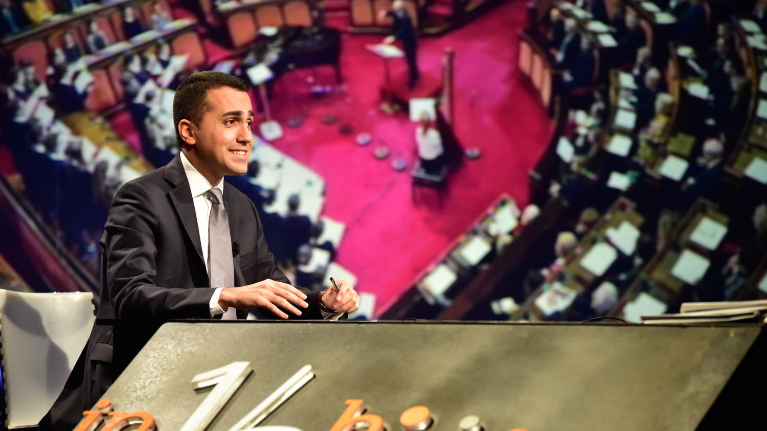 Di Maio democristiano dà ragione a tutti per accreditarsi coi big