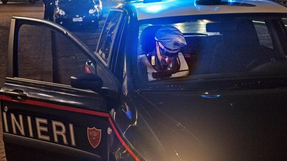 Investe figlia che vuole vivere all’occidentale: arrestato marocchino