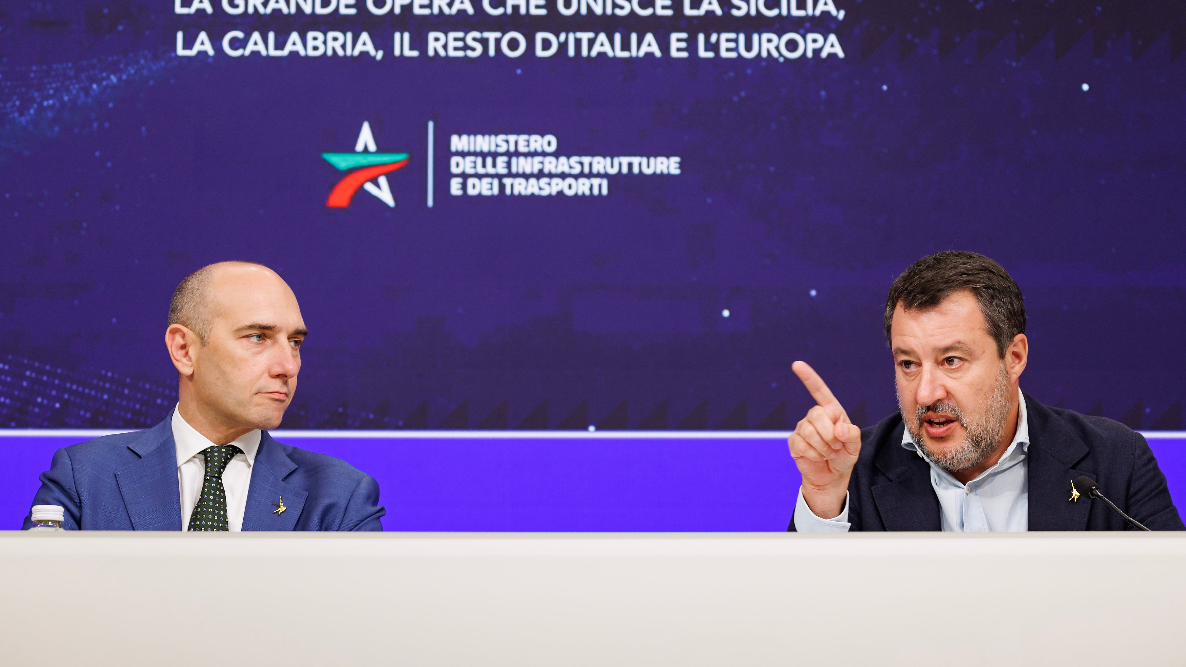 Ponte sullo Stretto, Salvini rivendica: "Creerà 23 miliardi di Pil da Nord a Sud"