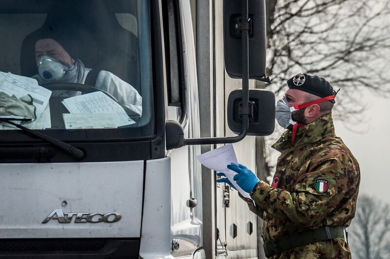 Emergenza coronavirus, scambio di beni al checkpoint di Codogno 8
