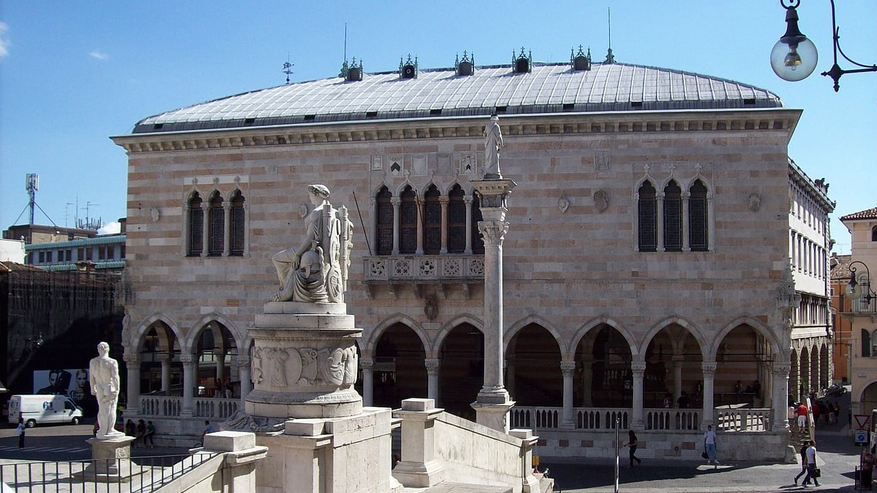 Udine è la città in cui si vive meglio nel 2023. Milano nella top 10: ecco le altre province