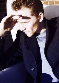 Tom Hiddleston, le foto del nuovo James Bond 16