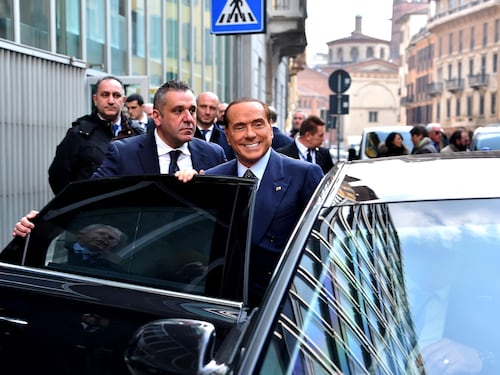 Berlusconi: "Il centrodestra vince ma nessuna forza è autosufficiente"