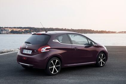 Peugeot 208 XY 7