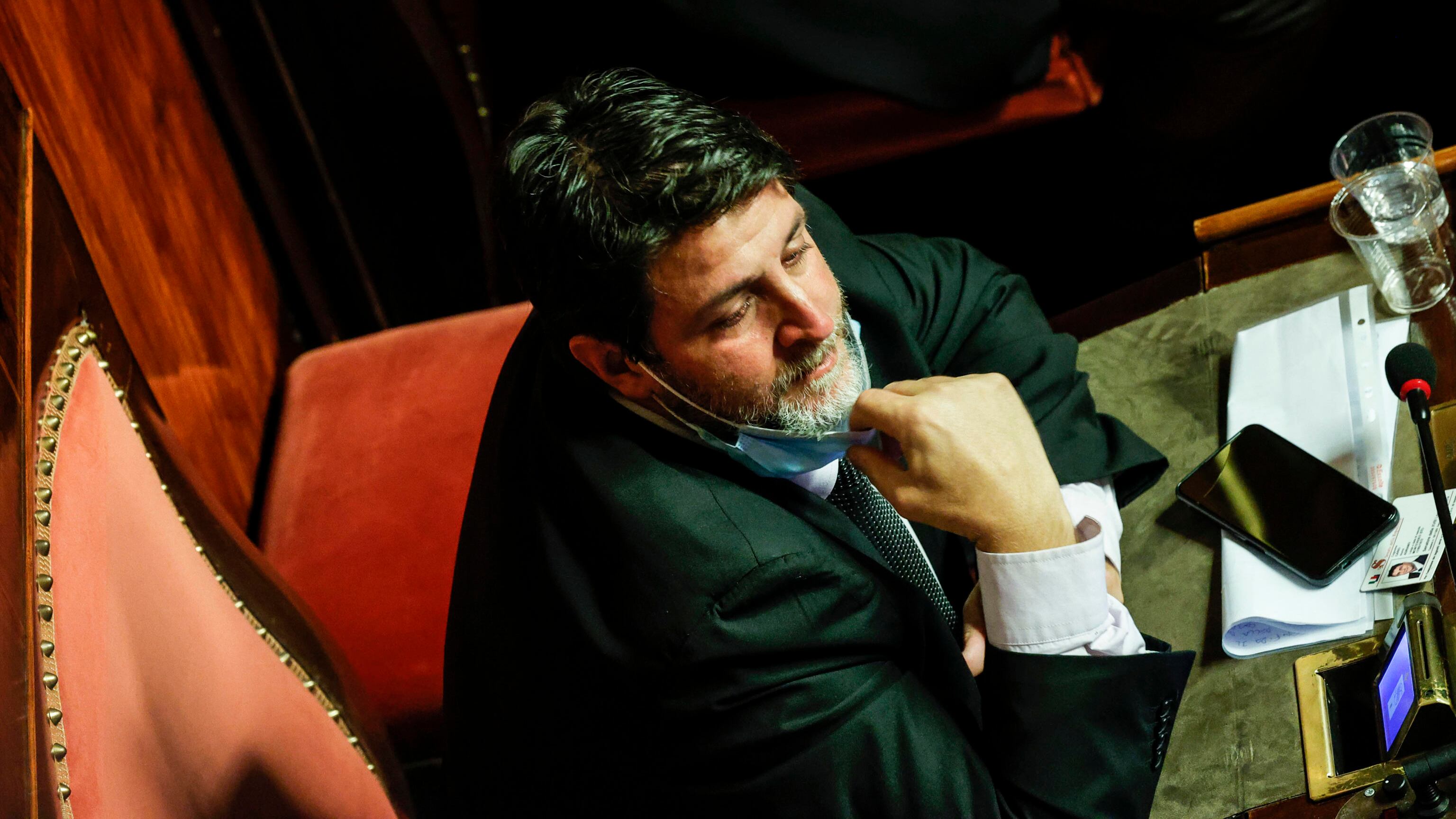 Le mani della sinistra sui 12 eletti all'estero "Sistema farraginoso, colpa della Farnesina"