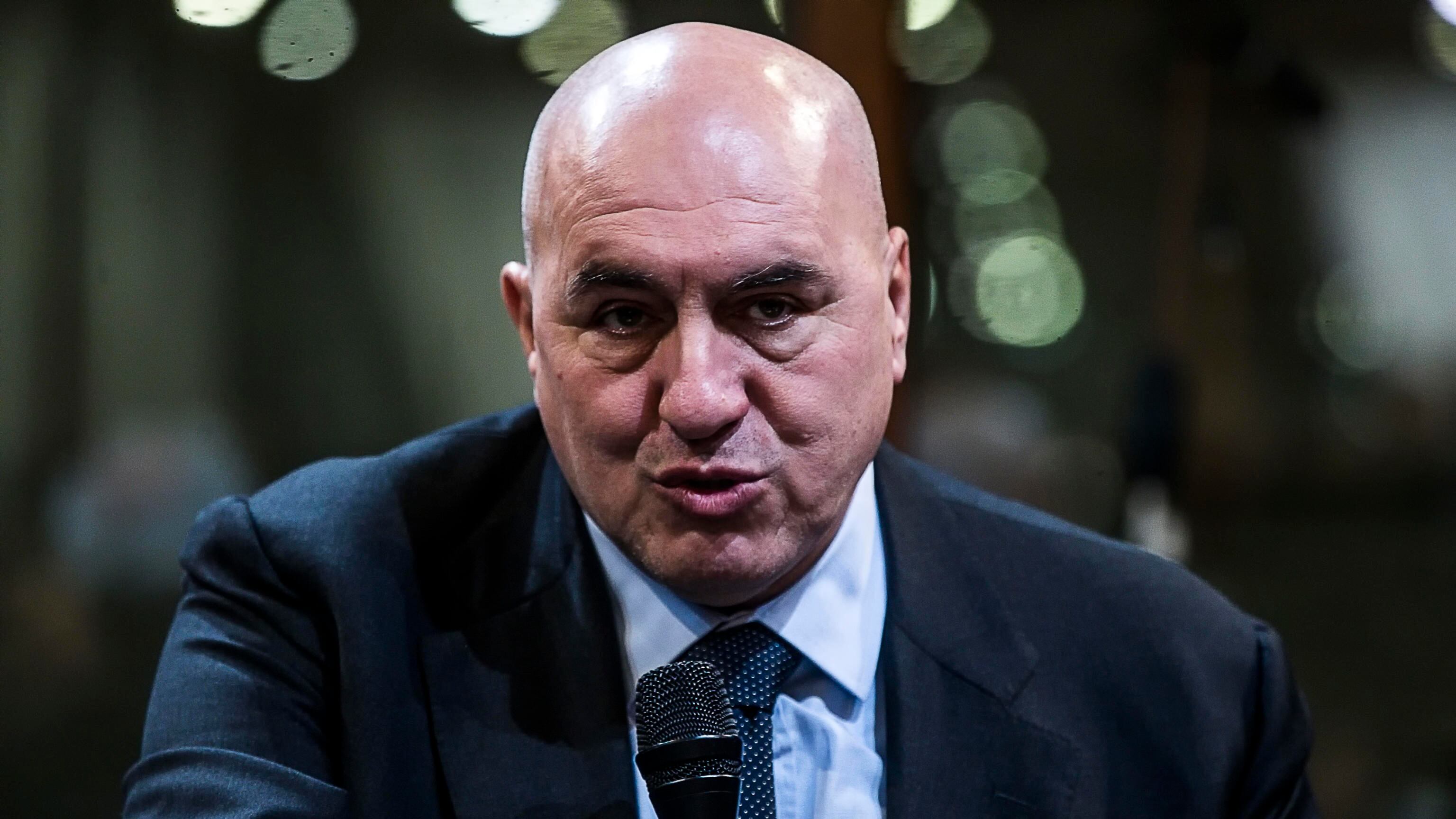 "Non ci danno i fondi". Ma Crosetto affonda il sindaco Pd su Marzabotto