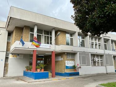 Insegnante trovato morto a scuola 4