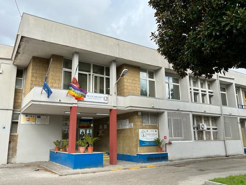 Insegnante trovato morto a scuola 4