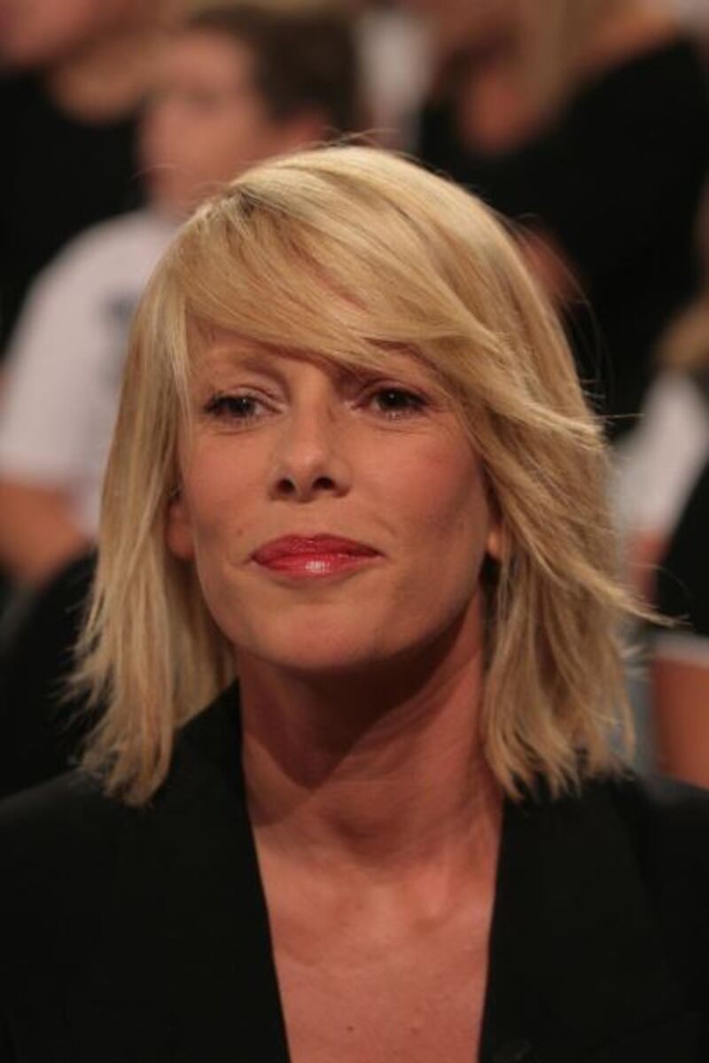 Alessia Marcuzzi sexy all'Isola dei Famosi 2017 20