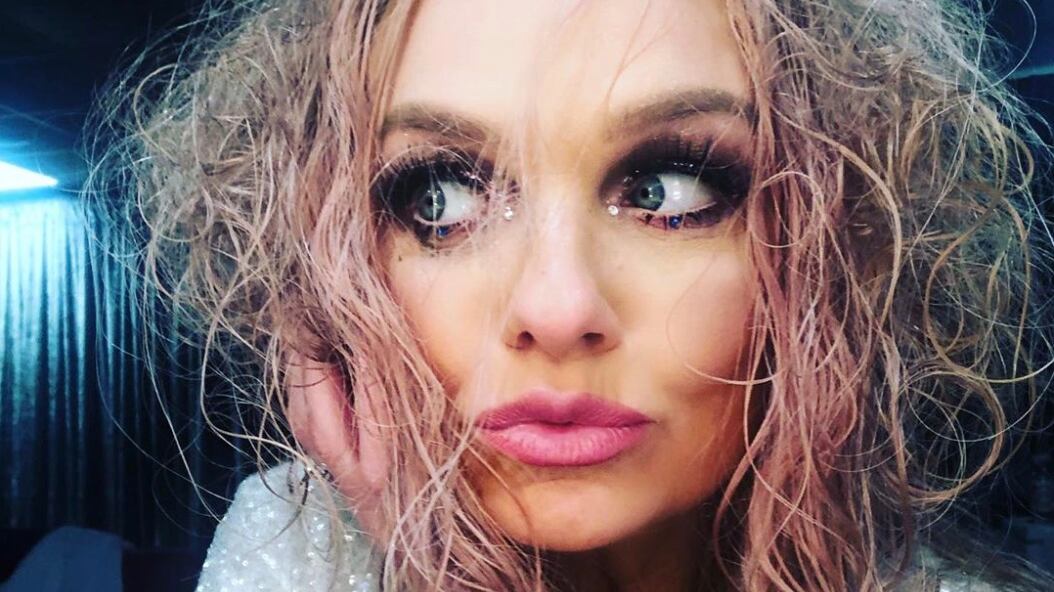 Il diluvio non ferma il concerto delle Spice Girls