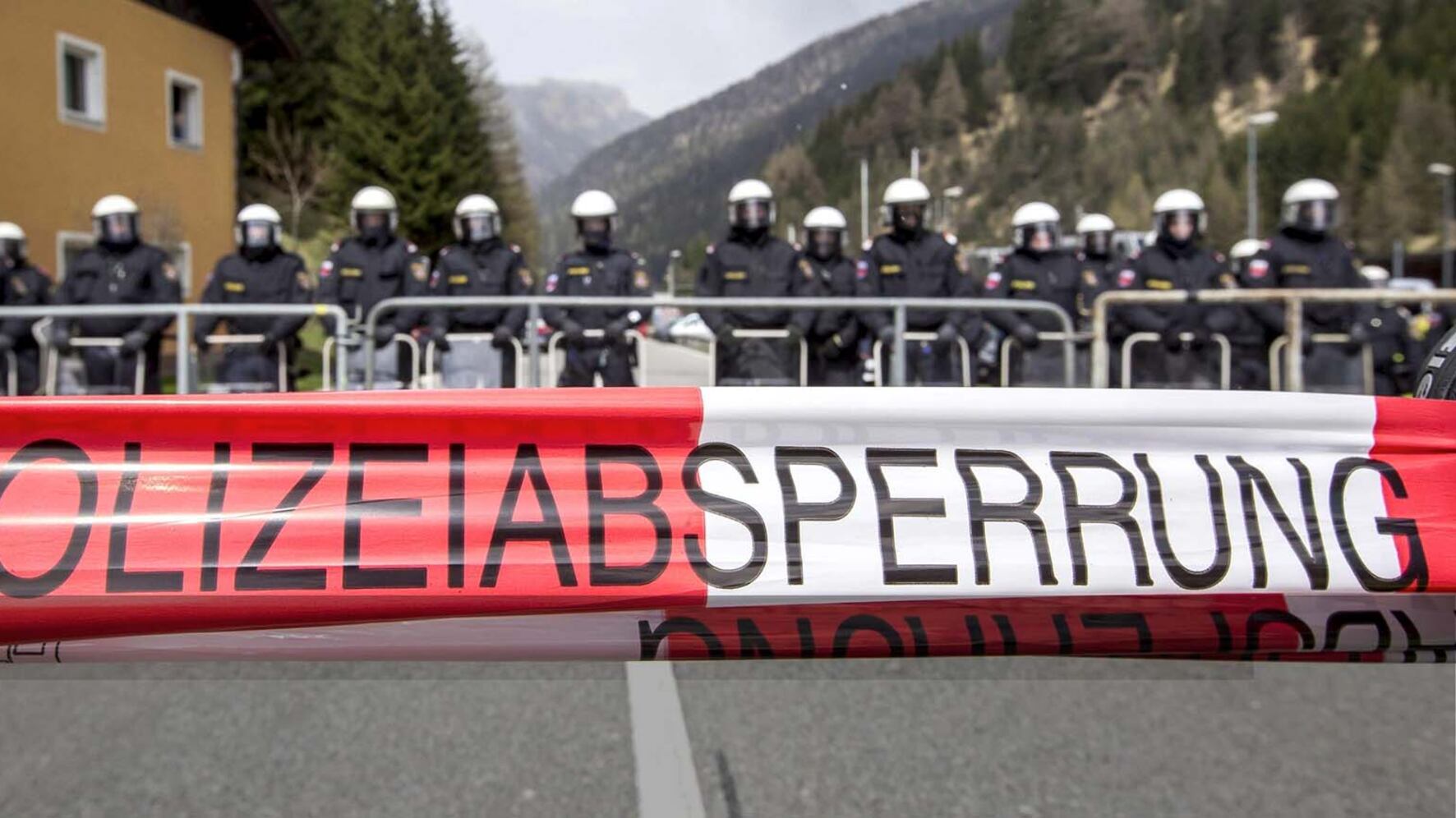 Merkel salva, l'Ue no. L'Austria: "Chiuderemo il confine con l'Italia"