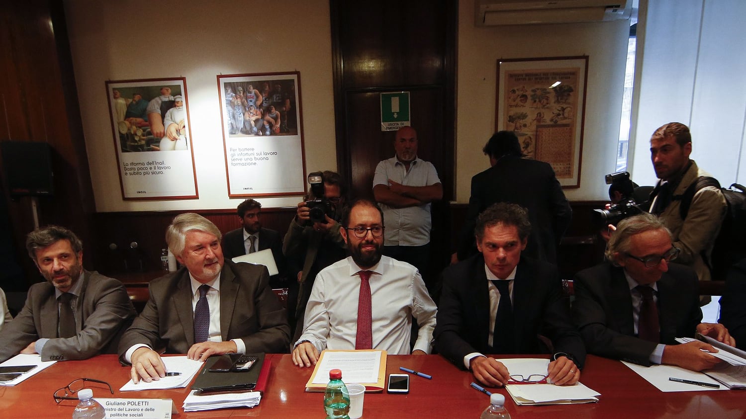 Pensioni, 6 miliardi in 3 anni: dal prestito per uscire prima alla quattordicesima