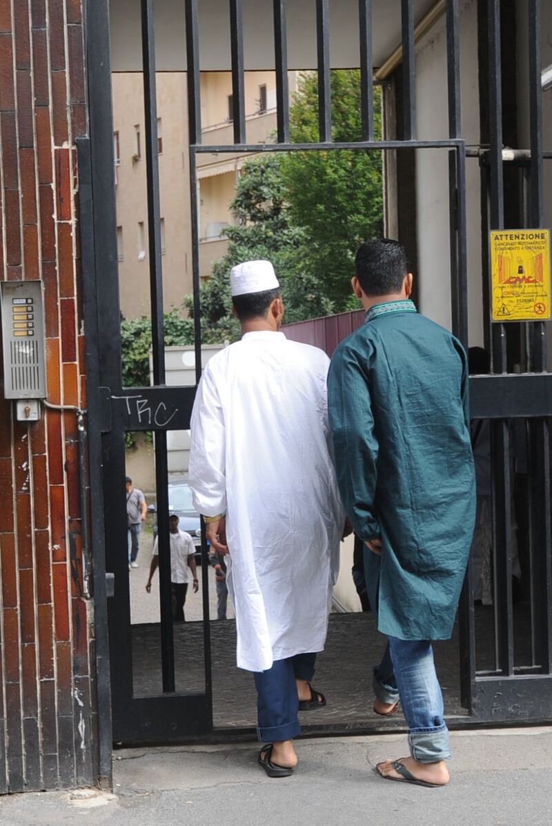La moschea di via Cavalcanti a Milano 4