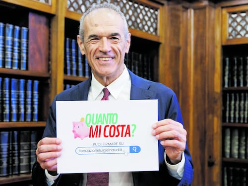 Cottarelli rinnega il passato ma alla Lega (per ora) non basta