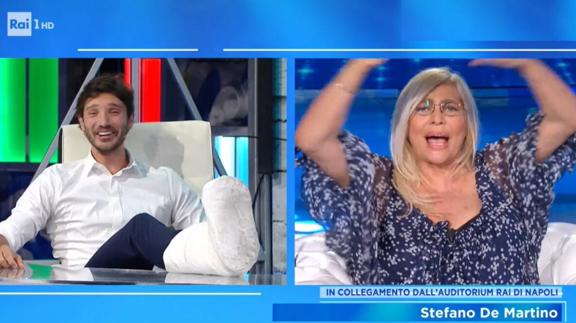 Mara Venier fuori controllo con De Martino: "Licenziatemi pure, sei uno stronzo"