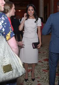 Meghan Markle elegante tra i futuri leader 6
