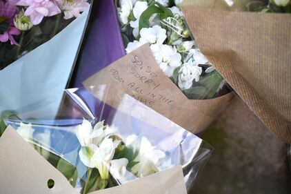 Attentato a Manchester, gli omaggi per le 22 vittime 5