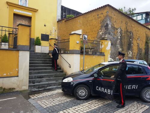 Sesso con i sacerdoti per poi ricattarli: condannati due romeni