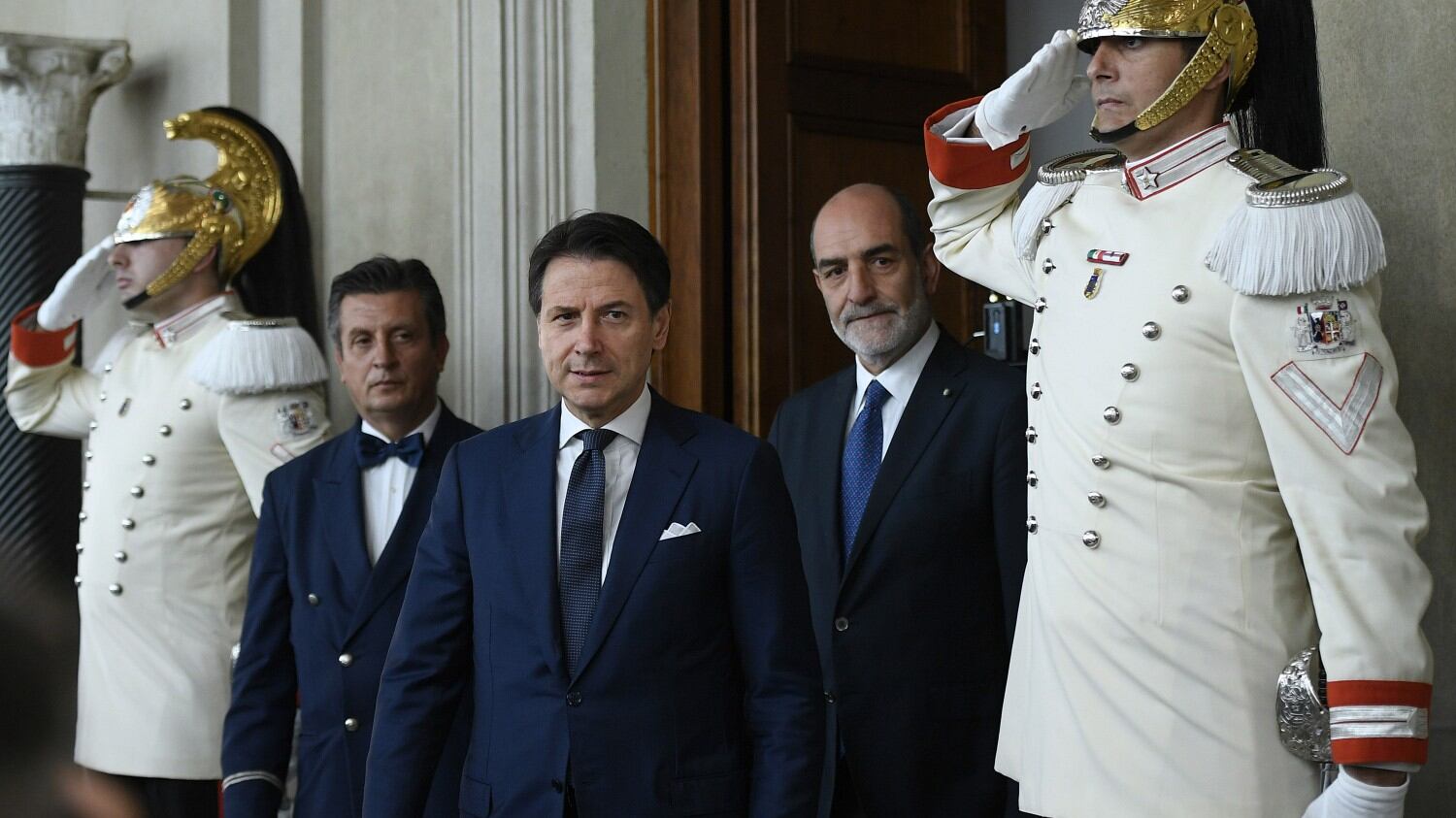 Conte sale al Quirinale e scioglie la riserva