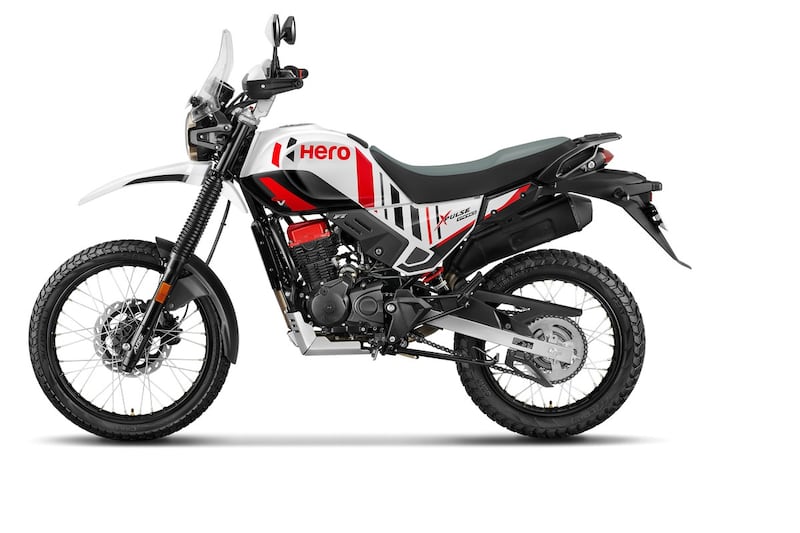 Hero Xpulse 200 4V e Hunk 440 33