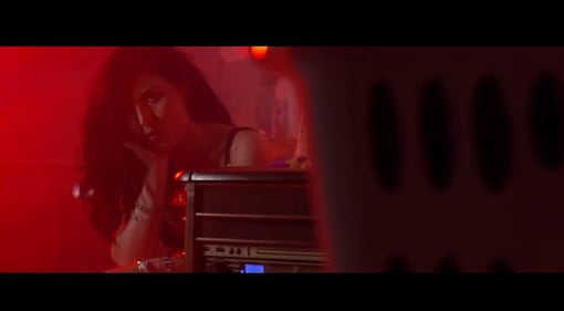 Giusy Ferreri e Baby K: video hot per "Roma-Bangkok" 14