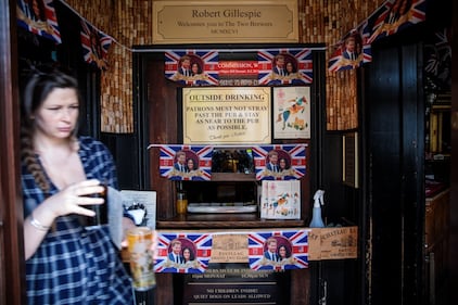 Meghan Markle e il Principe Harry, murales per il Royal Wedding 11
