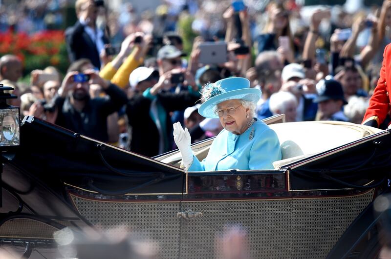 Regina Elisabetta II, le foto del capo del Regno Unito 6