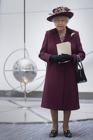 La Regina in visita ai servizi segreti: foto 5