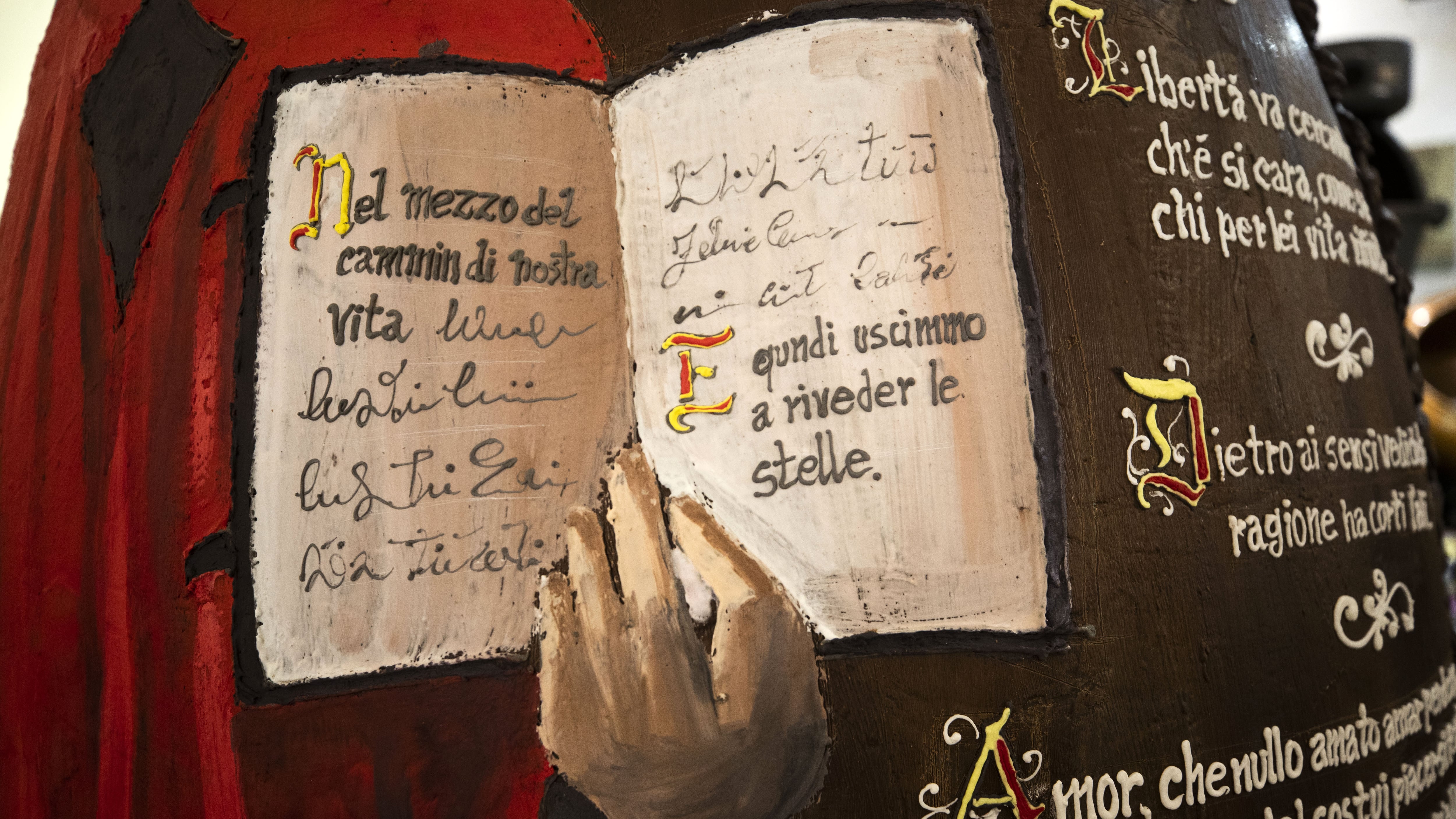 Per non offendere gli islamici adesso si censura pure Dante