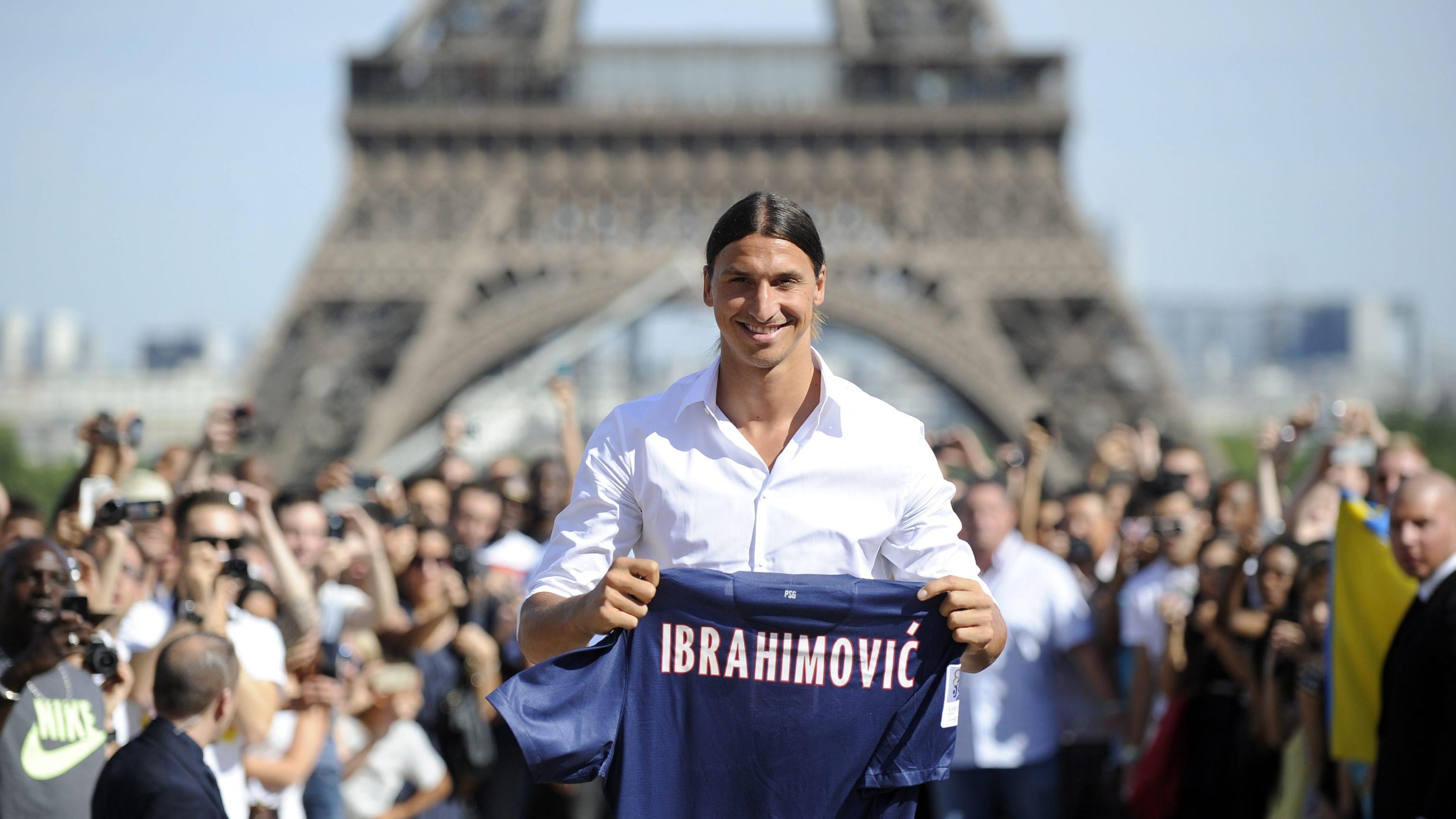 Francia, polemiche sul maxi stipendio di Ibrahimovic