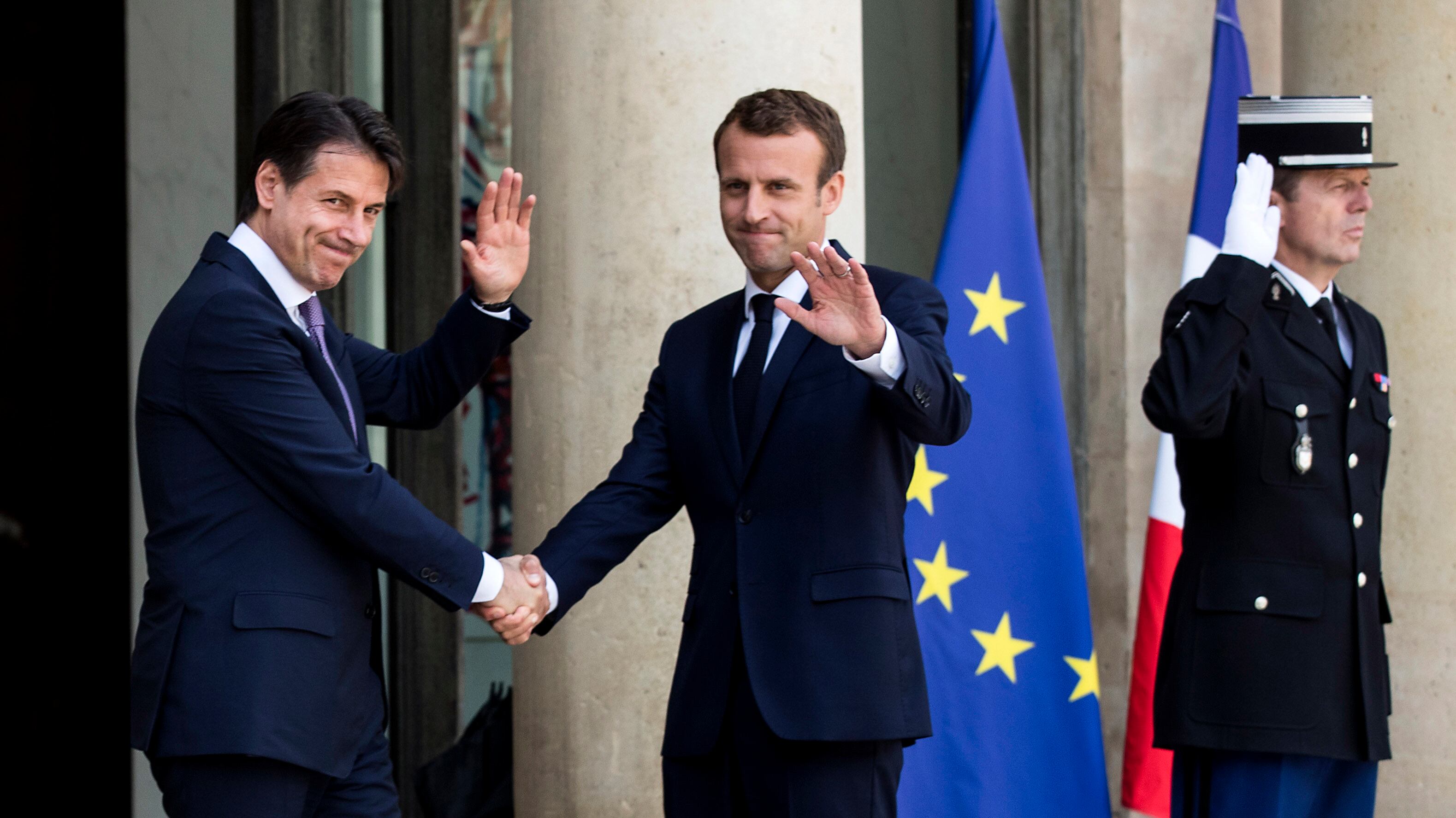 Migranti, la proposta di Conte a Macron: "Rotazione dei porti"