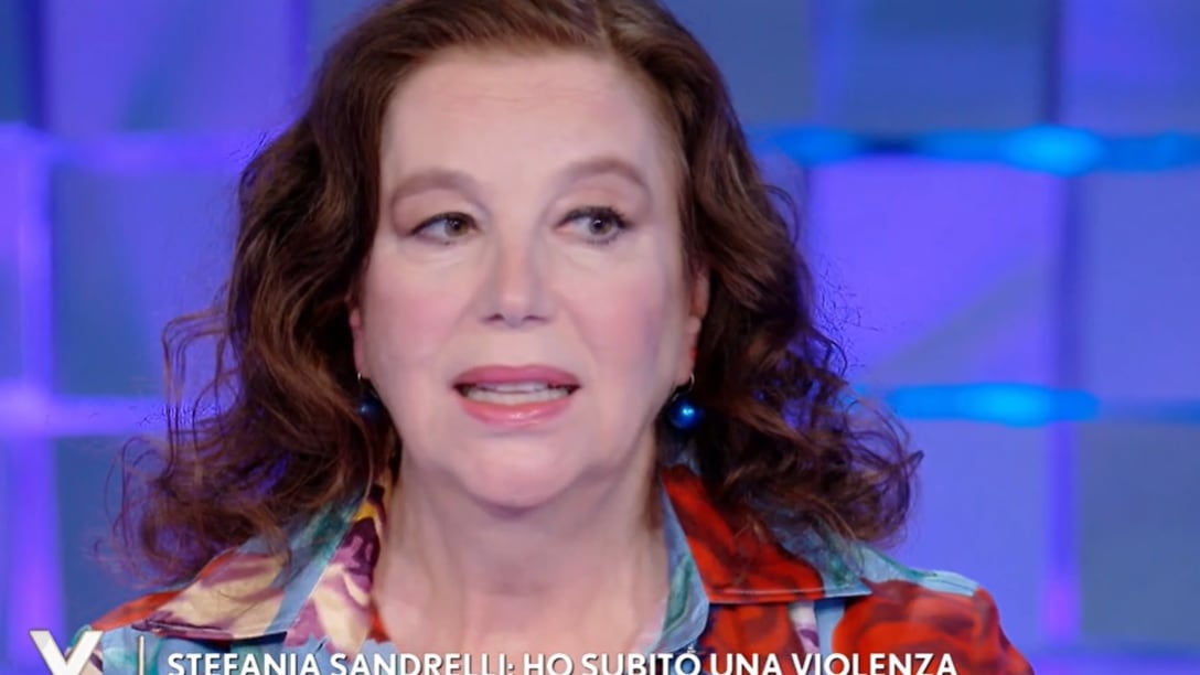 La confessione choc di Stefania Sandrelli: "Violentata dal fidanzato di un'amica"