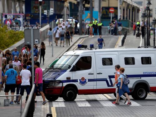 Barcellona, ricercate tre auto Ed è caccia all'ultimo terrorista