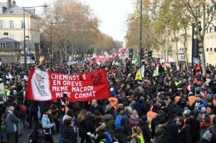 Sesto giorno consecutivo di scioperi in Francia contri la riforma pensionistica voluta da Macron 5