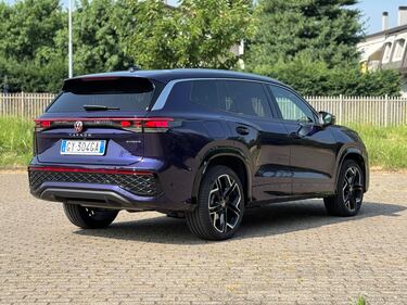 Volkswagen Tayron: guarda la gallery del nuovo SUV per famiglie, anche 7 posti 1