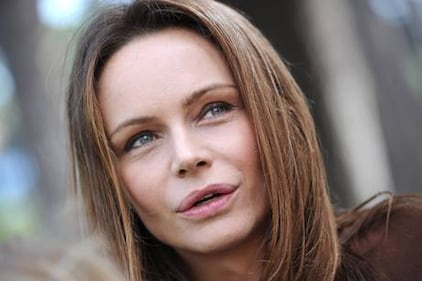 Francesca Neri: "Per mio figlio non girerei scene erotiche" 8