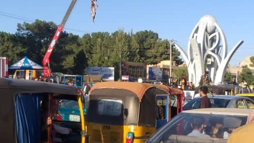 Mutilazioni e cadaveri esposti in piazza. L'illusione dei "tale-buoni" è già finita